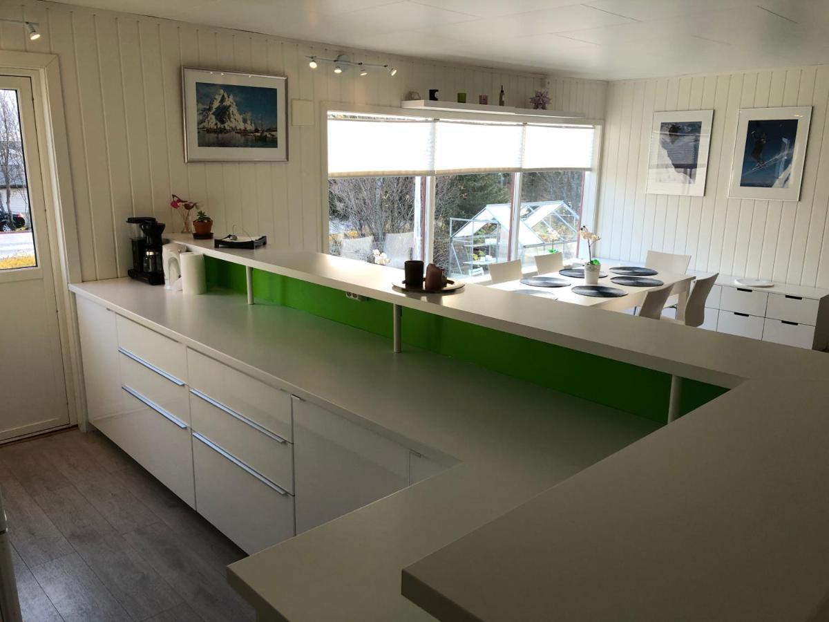 Spacious House In Tromso, Perfect For Groups Of Families, Tourists Or Workers Екстер'єр фото